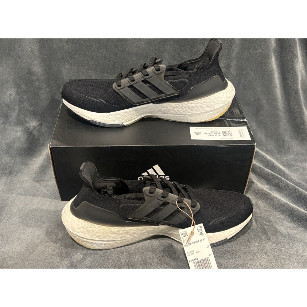 Adidas Ultraboost 21 Womens Shoes. Size 9.5